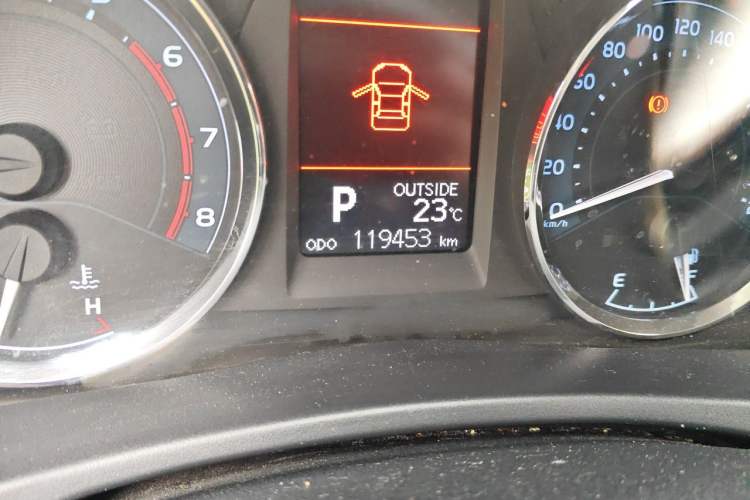 Used Toyota Corolla 2018 1.2T S-CVT GL-i Zhihui Edition Odometer Close Up
