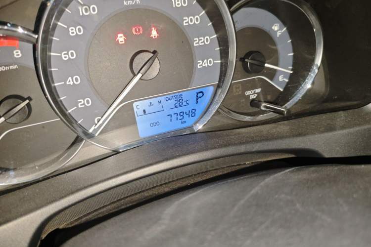 Used Toyota Corolla 2018 1.2T S-CVT GL Smart Enjoyment Version Odometer Close Up