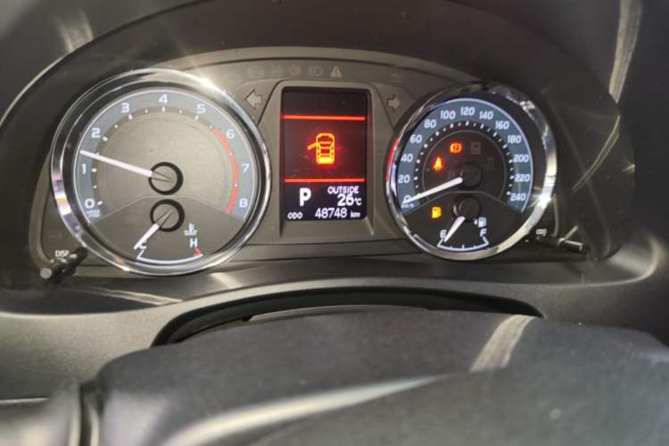 Used Toyota Corolla 2018 1.2T S-CVT GL-i Zhihui Edition Odometer Close Up