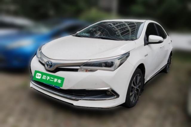 Ojetý Toyota Corolla 2018 Dual-Engine 1.8L E-CVT Smart Edition