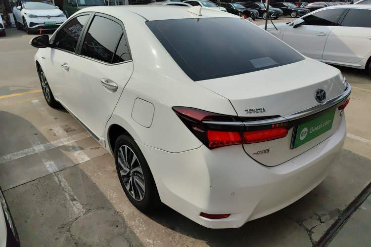 Used Toyota Corolla 2018 Dual-Engine 1.8L E-CVT Smart Edition Rear Left 45 Deg