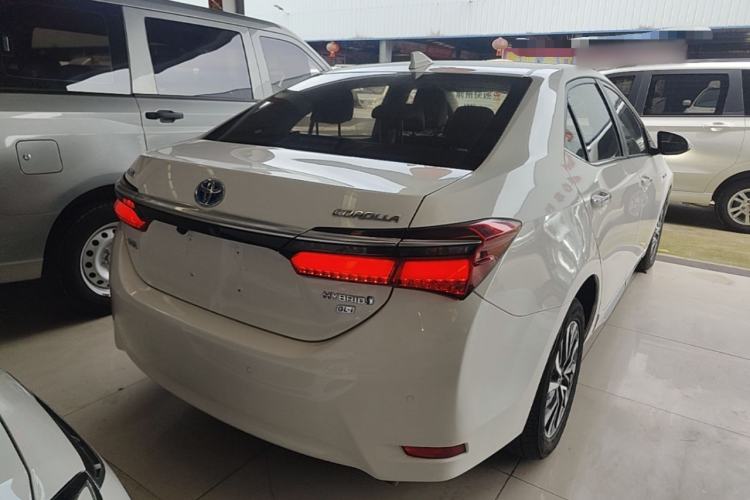 Used Toyota Corolla 2018 Dual-Engine 1.8L E-CVT Smart Edition Rear Right 45 Deg