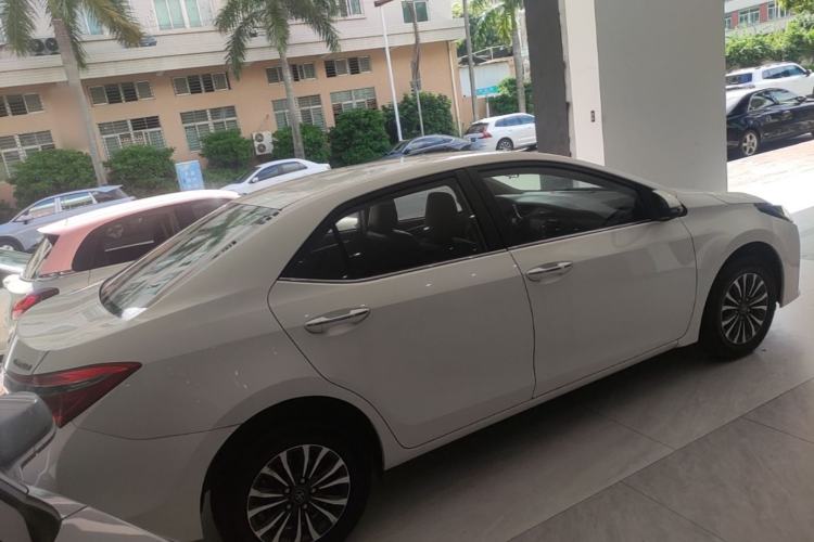 Used Toyota Corolla 2018 1.2T S-CVT GL Smart Enjoyment Version Rear Right 45 Deg