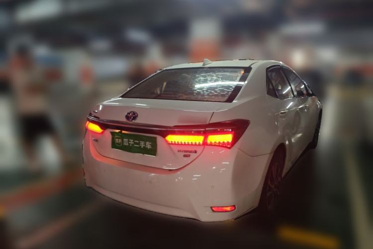 Used Toyota Corolla 2018 Dual-Engine 1.8L E-CVT Smart Edition Rear Right 45 Deg