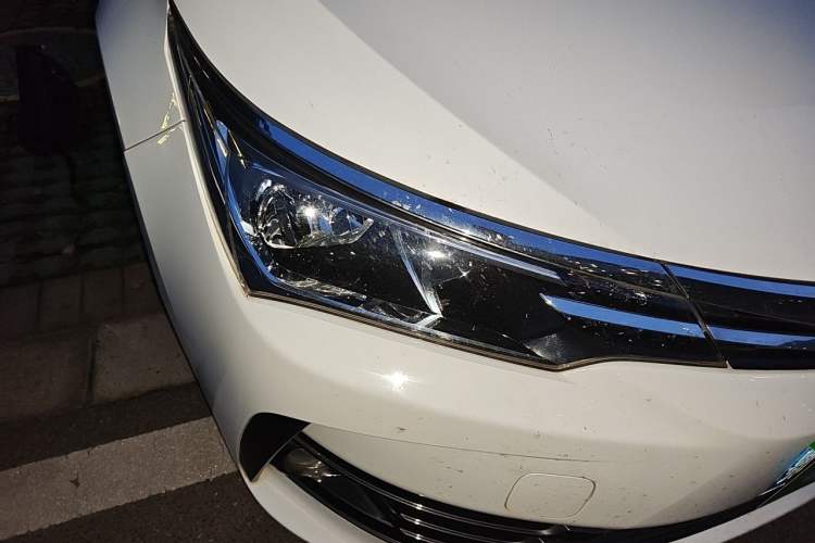 Used Toyota Corolla 2018 1.2T S-CVT GL Smart Enjoyment Version Right Front Headlight
