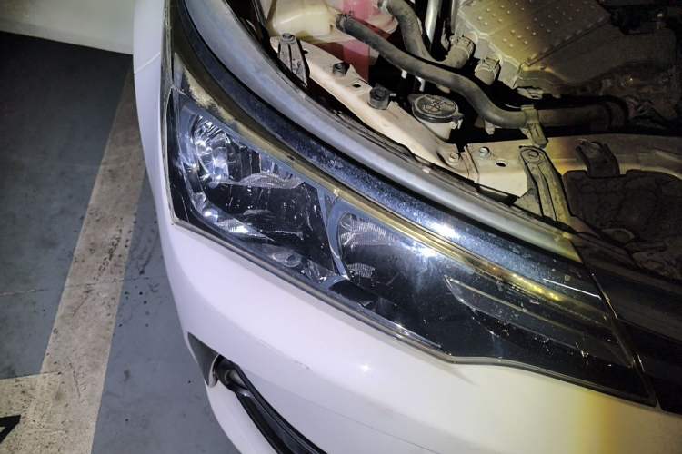 Used Toyota Corolla 2018 1.2T S-CVT GL Smart Enjoyment Version Right Front Headlight