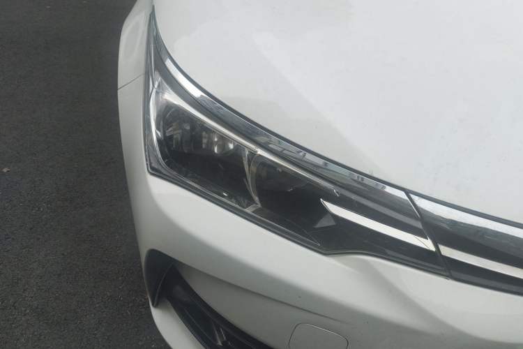 Used Toyota Corolla 2018 1.2T S-CVT GL-i Zhihui Edition Right Front Headlight