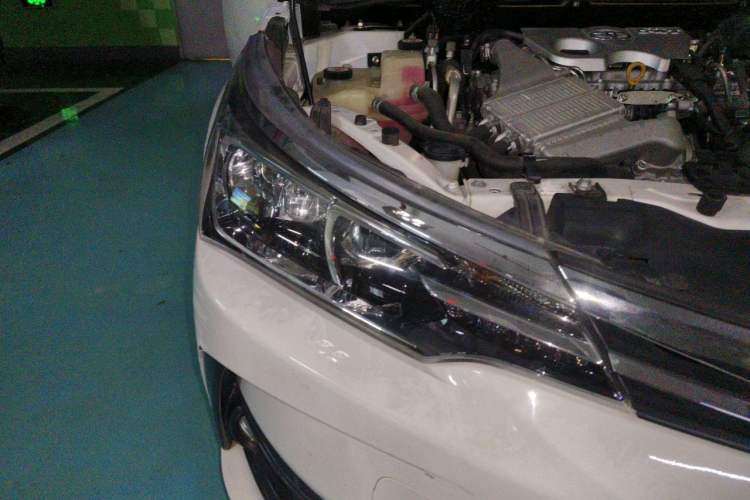 Used Toyota Corolla 2018 1.2T S-CVT GL Smart Enjoyment Version Right Front Headlight