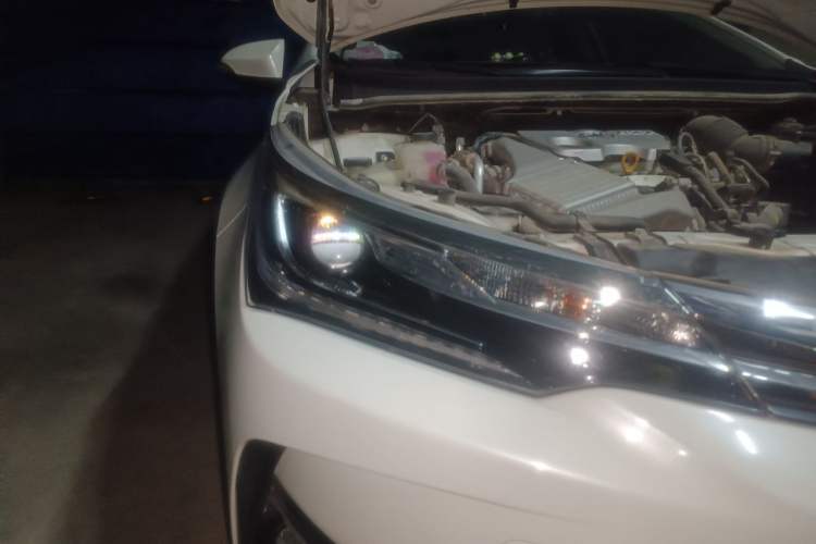 Used Toyota Corolla 2018 1.2T S-CVT GL-i Zhihui Edition Right Front Headlight