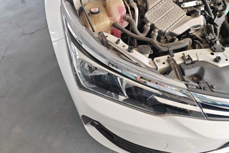 Used Toyota Corolla 2018 1.2T S-CVT GL Smart Enjoyment Version Right Front Headlight
