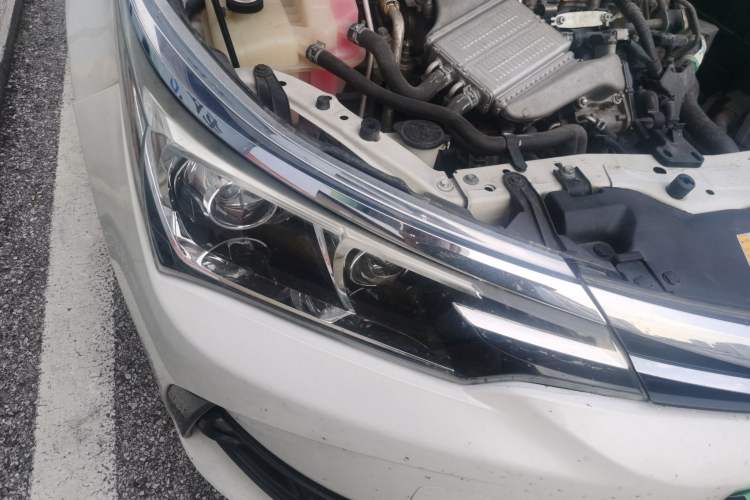 Used Toyota Corolla 2018 1.2T S-CVT GL-i Zhihui Edition Right Front Headlight