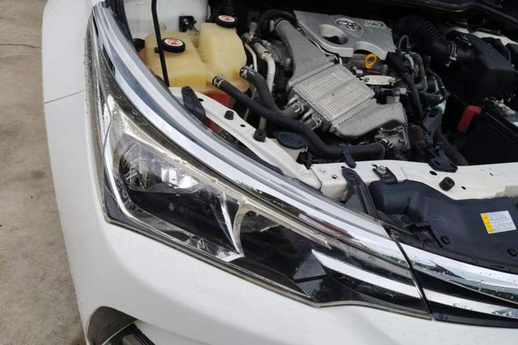 Used Toyota Corolla 2018 1.2T S-CVT GL Smart Enjoyment Version Right Front Headlight