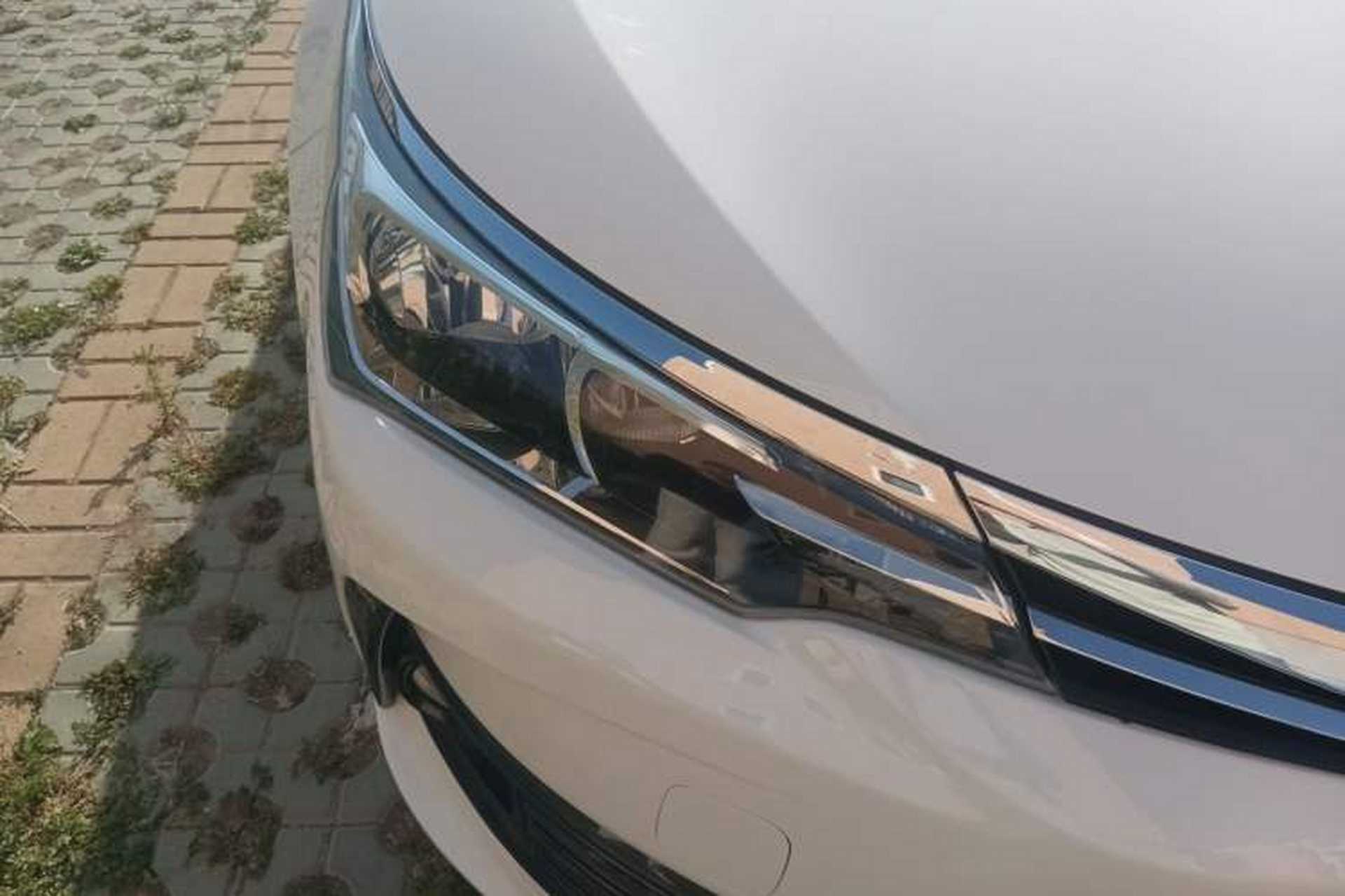 Used Toyota Corolla 2018 1.2T S-CVT GL Smart Enjoyment Version Right Front Headlight