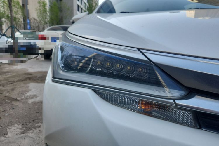 Used Toyota Corolla 2018 Dual-Engine 1.8L E-CVT Smart Edition Right Front Headlight