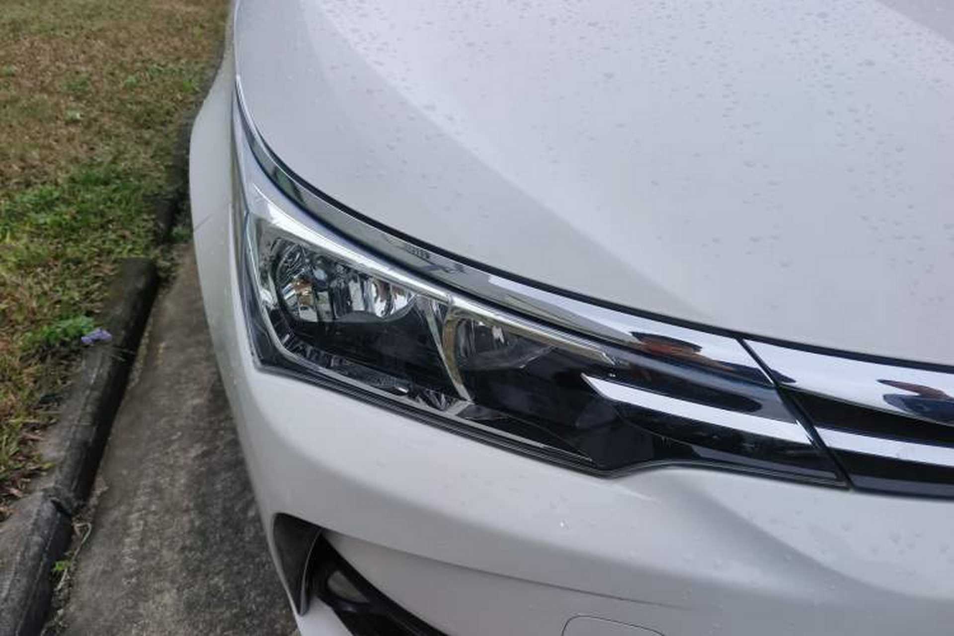 Used Toyota Corolla 2018 1.2T S-CVT GL Smart Enjoyment Version Right Front Headlight