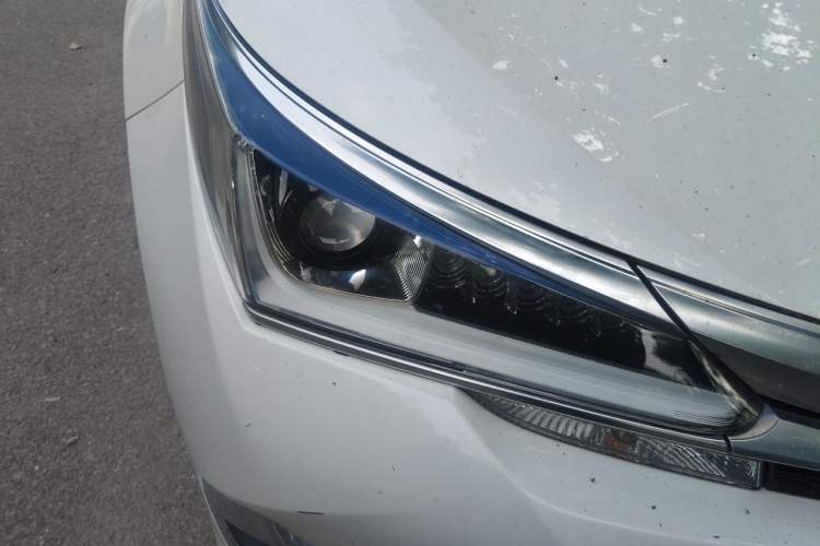Used Toyota Corolla 2018 Dual-Engine 1.8L E-CVT Smart Edition Right Front Headlight