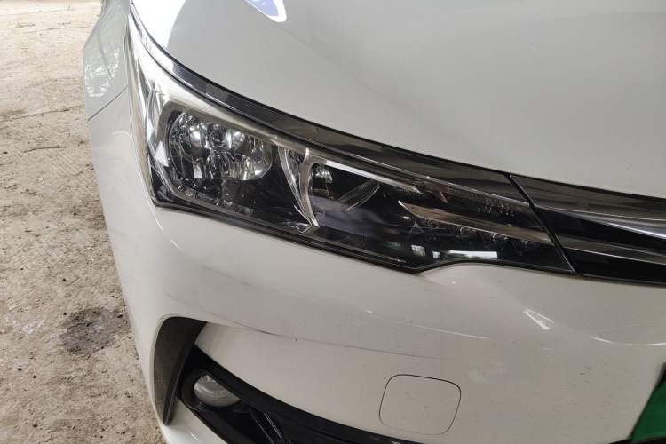 Used Toyota Corolla 2018 1.2T S-CVT GL Smart Enjoyment Version Right Front Headlight