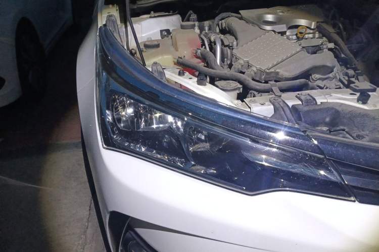 Used Toyota Corolla 2018 1.2T S-CVT GL Smart Enjoyment Version Right Front Headlight