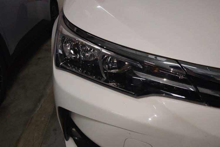 Used Toyota Corolla 2018 1.2T S-CVT GL-i Zhihui Edition Right Front Headlight
