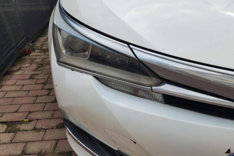 Used Toyota Corolla 2018 Dual-Engine 1.8L E-CVT Smart Edition Right Front Headlight