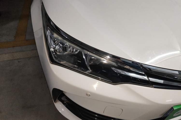 Used Toyota Corolla 2018 1.2T S-CVT GL Smart Enjoyment Version Right Front Headlight