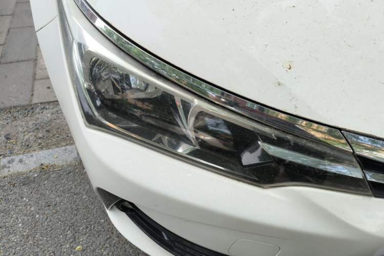 Used Toyota Corolla 2018 1.2T S-CVT GL Smart Enjoyment Version Right Front Headlight