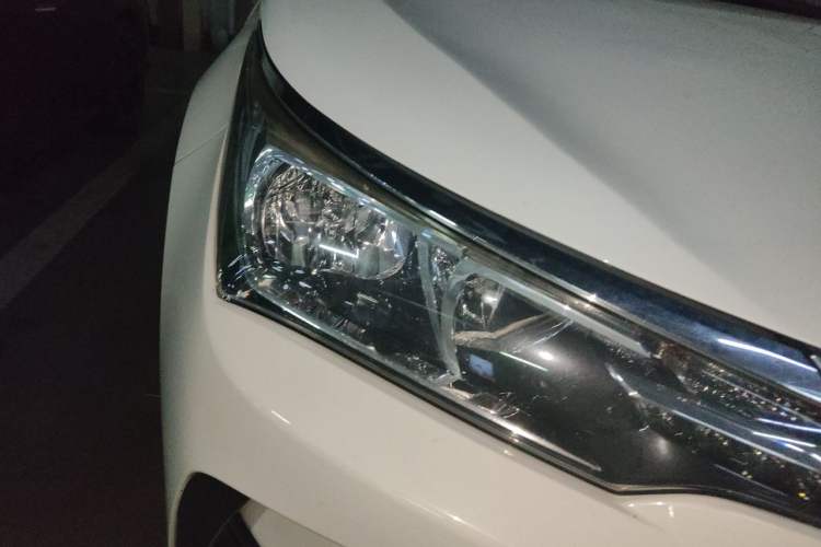 Used Toyota Corolla 2018 1.2T S-CVT GL Smart Enjoyment Version Right Front Headlight