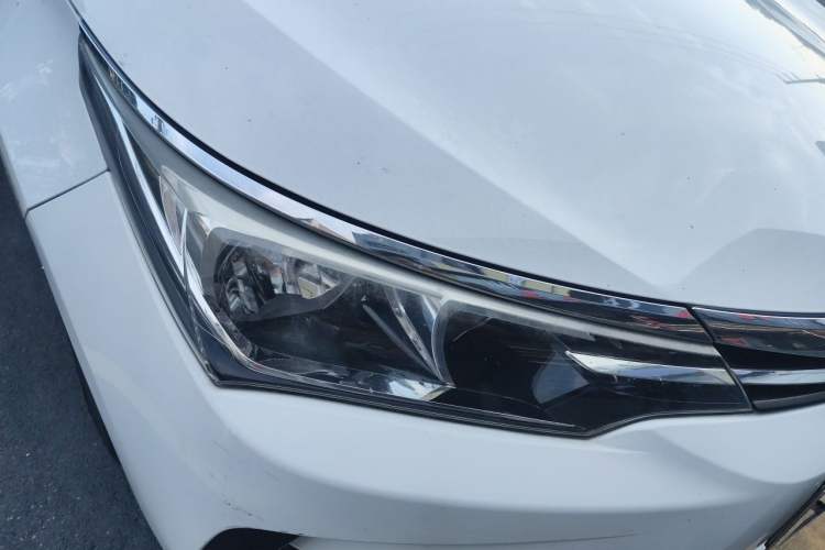 Used Toyota Corolla 2018 1.2T S-CVT GL Smart Enjoyment Version Right Front Headlight