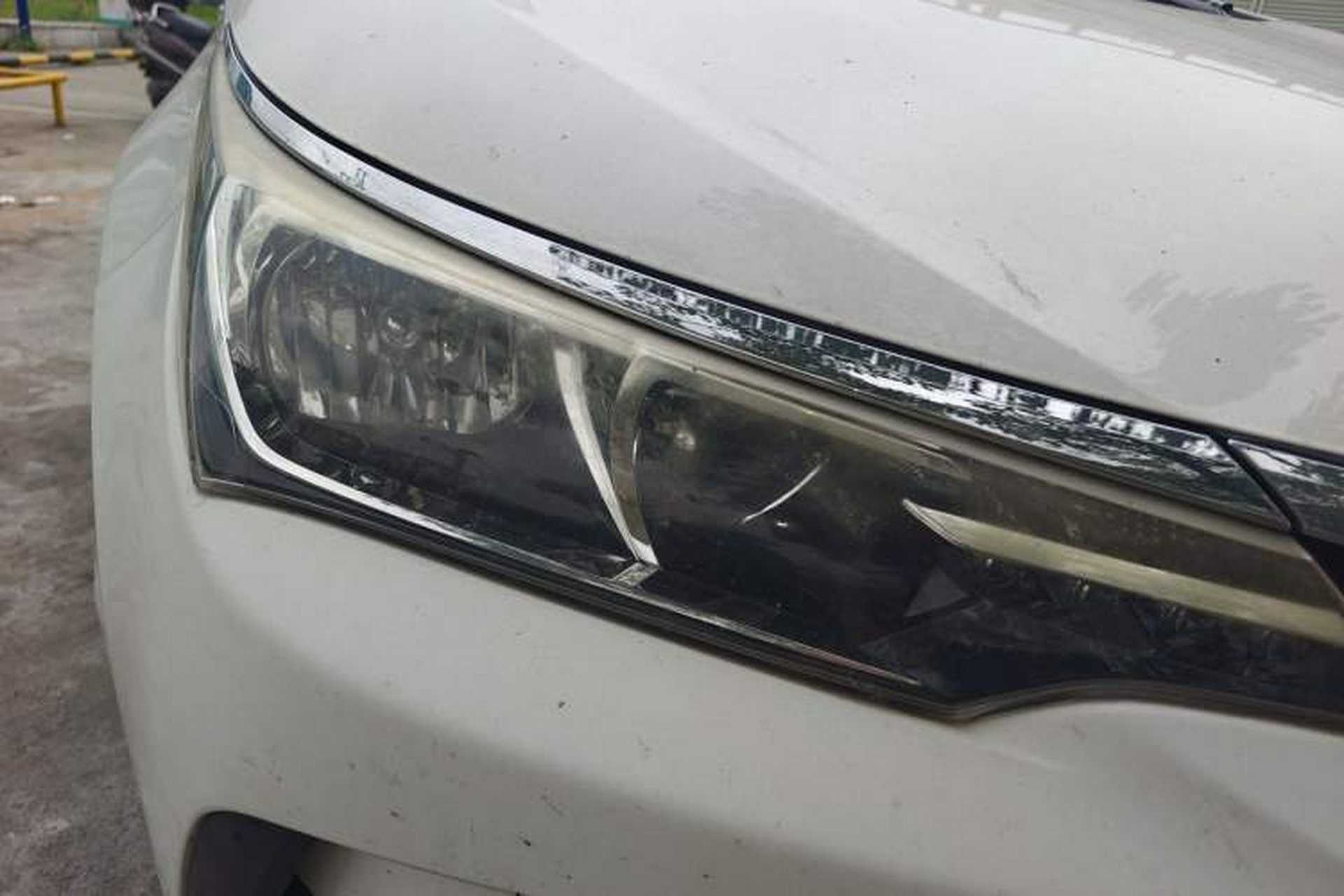 Used Toyota Corolla 2018 1.2T S-CVT GL Smart Enjoyment Version Right Front Headlight