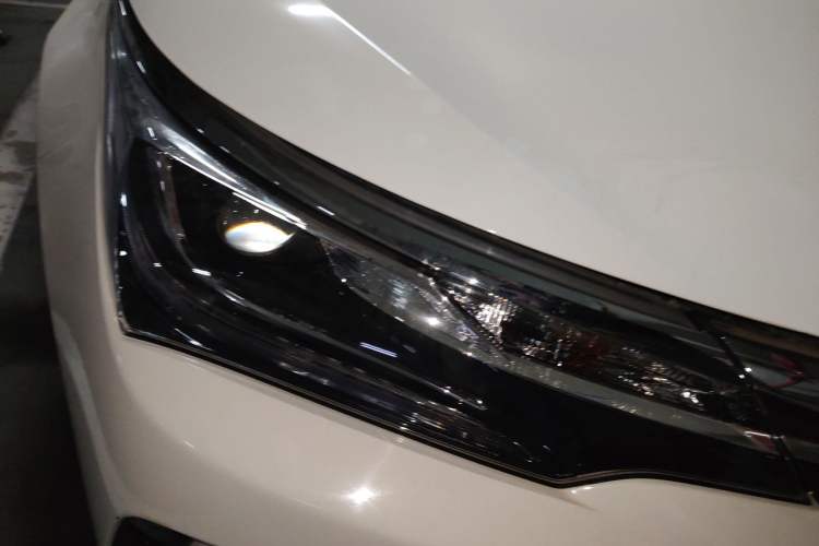 Used Toyota Corolla 2018 1.2T S-CVT GL-i Zhihui Edition Right Front Headlight