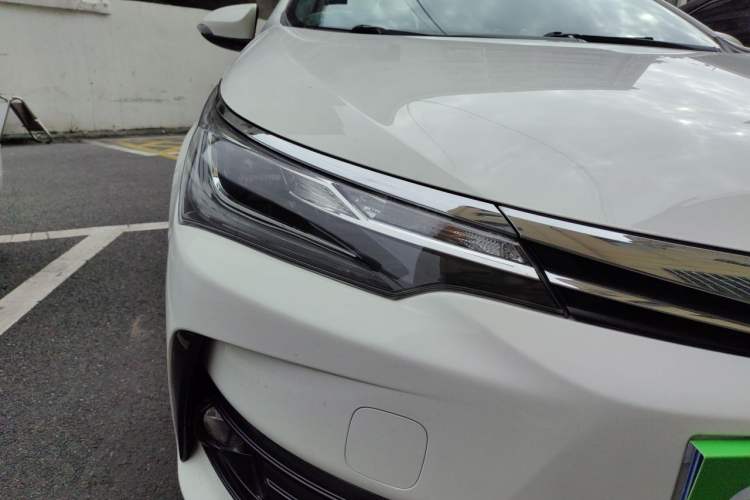 Used Toyota Corolla 2018 1.2T S-CVT GL-i Zhihui Edition Right Front Headlight