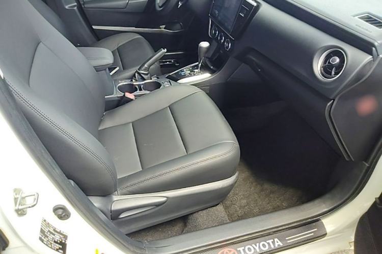 Used Toyota Corolla 2018 1.2T S-CVT GL Smart Enjoyment Version Right Front Seat