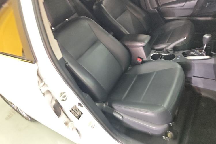 Used Toyota Corolla 2018 1.2T S-CVT GL Smart Enjoyment Version Right Front Seat