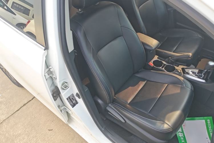 Used Toyota Corolla 2018 1.2T S-CVT GL Smart Enjoyment Version Right Front Seat