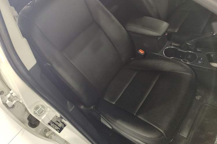Used Toyota Corolla 2018 1.2T S-CVT GL-i Zhihui Edition Right Front Seat
