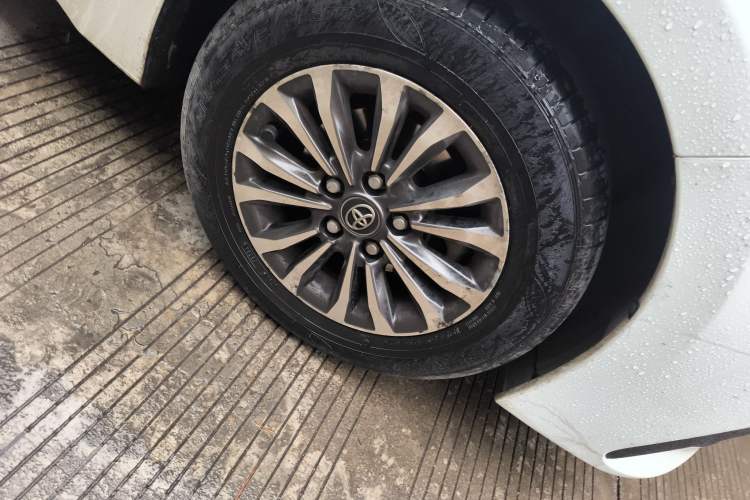 Used Toyota Corolla 2018 1.2T S-CVT GL Smart Enjoyment Version Right Front Wheel Hub