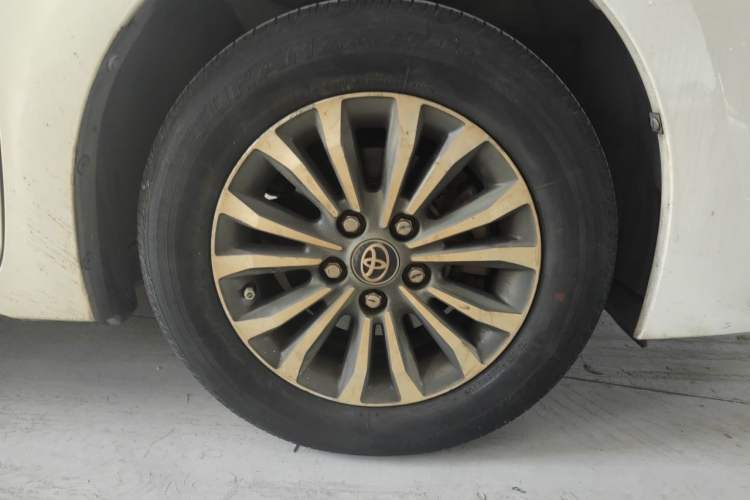 Used Toyota Corolla 2018 1.2T S-CVT GL Smart Enjoyment Version Right Front Wheel Hub