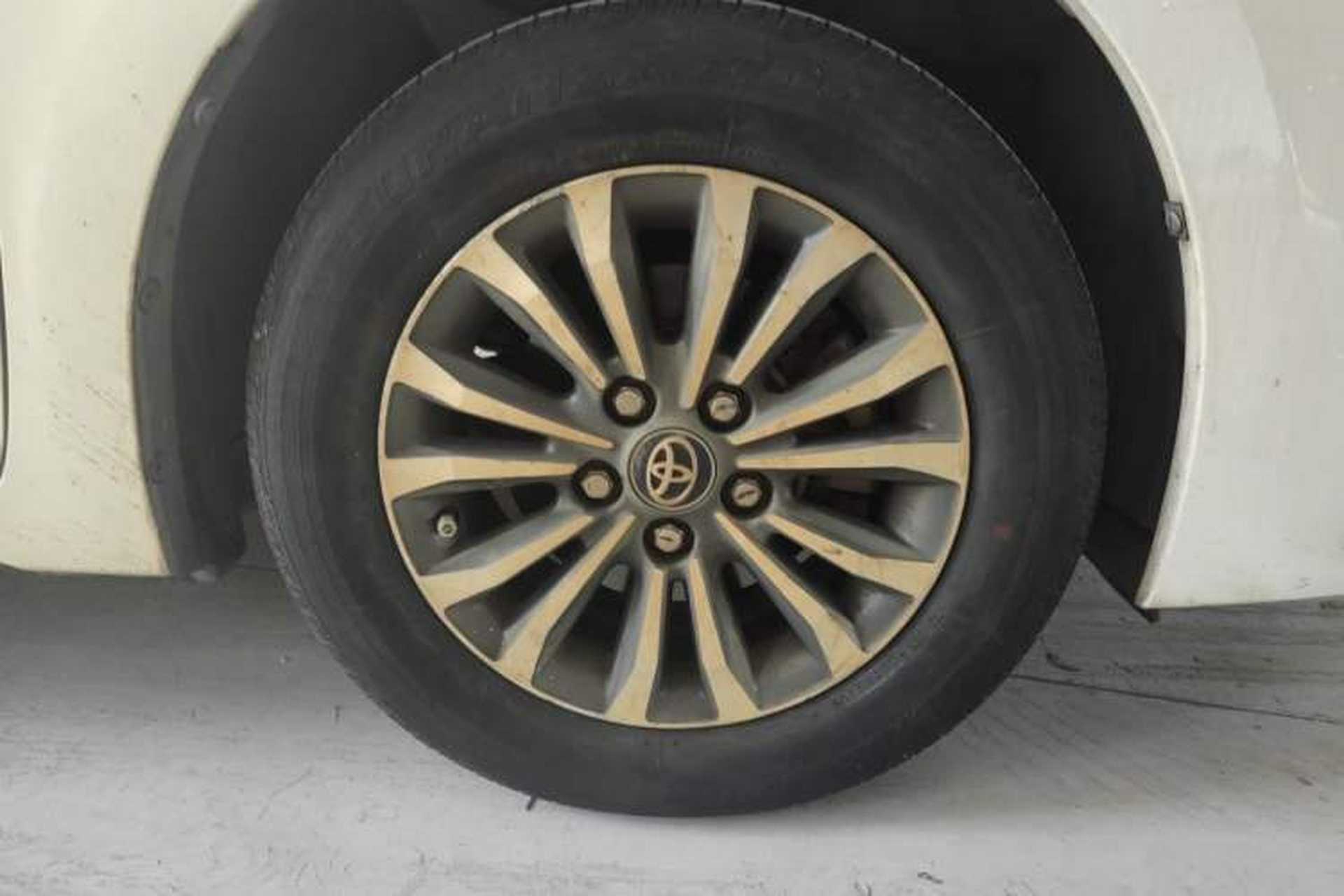 Used Toyota Corolla 2018 1.2T S-CVT GL Smart Enjoyment Version Right Front Wheel Hub
