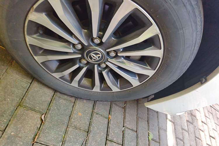 Used Toyota Corolla 2018 1.2T S-CVT GL Smart Enjoyment Version Right Front Wheel Hub