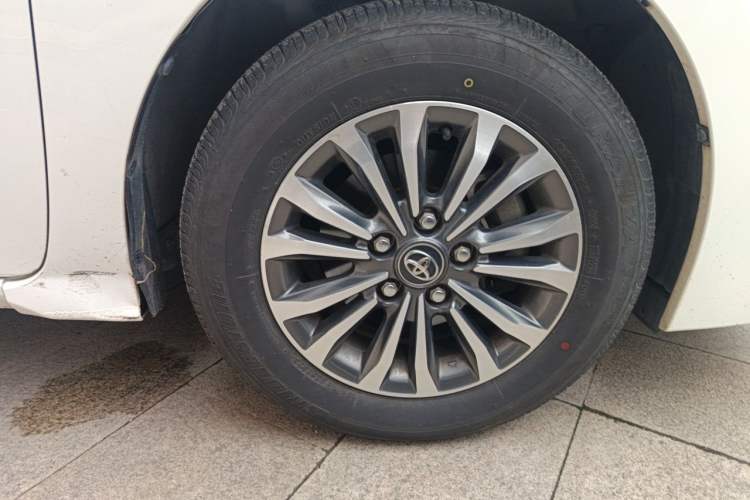 Used Toyota Corolla 2018 1.2T S-CVT GL Smart Enjoyment Version Right Front Wheel Hub