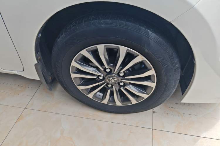 Used Toyota Corolla 2018 1.2T S-CVT GL-i Zhihui Edition Right Front Wheel Hub