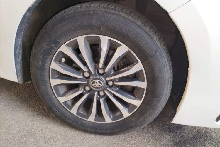 Used Toyota Corolla 2018 1.2T S-CVT GL Smart Enjoyment Version Right Front Wheel Hub