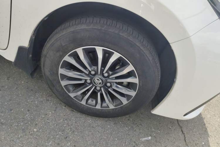 Used Toyota Corolla 2018 1.2T S-CVT GL Smart Enjoyment Version Right Front Wheel Hub
