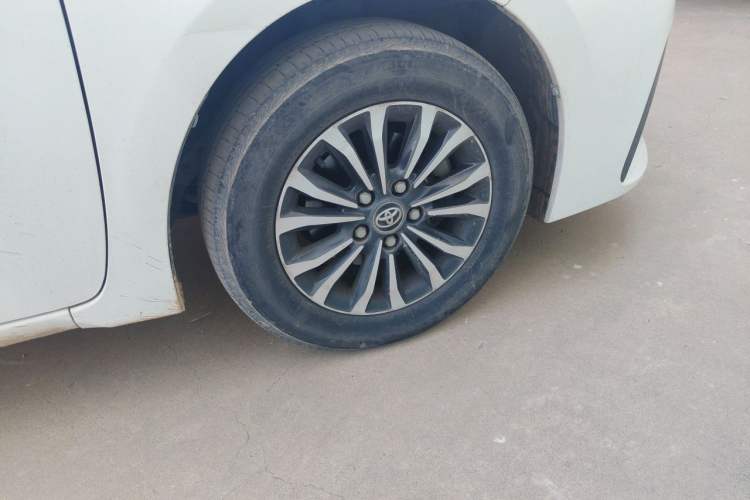 Used Toyota Corolla 2018 1.2T S-CVT GL Smart Enjoyment Version Right Front Wheel Hub