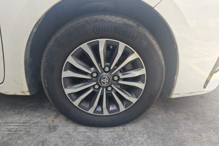 Used Toyota Corolla 2018 1.2T S-CVT GL Smart Enjoyment Version Right Front Wheel Hub