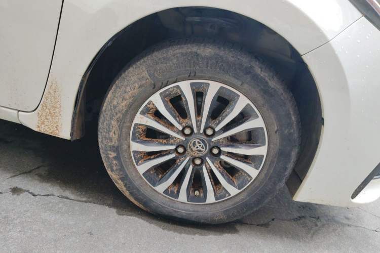 Used Toyota Corolla 2018 1.2T S-CVT GL Smart Enjoyment Version Right Front Wheel Hub