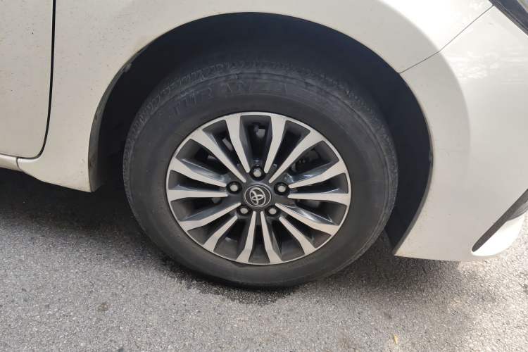 Used Toyota Corolla 2018 1.2T S-CVT GL Smart Enjoyment Version Right Front Wheel Hub