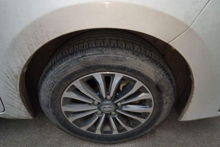Used Toyota Corolla 2018 1.2T S-CVT GL Smart Enjoyment Version Right Front Wheel Hub