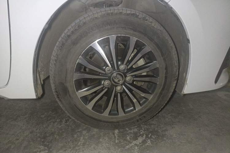 Used Toyota Corolla 2018 1.2T S-CVT GL-i Zhihui Edition Right Front Wheel Hub