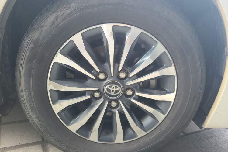 Used Toyota Corolla 2018 1.2T S-CVT GL Smart Enjoyment Version Right Front Wheel Hub